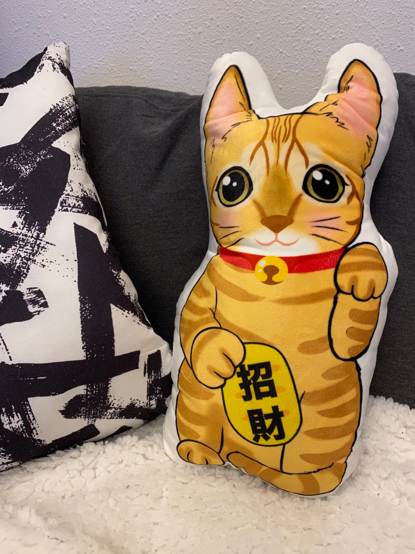 客製招財貓-把貓主子繪成招財貓Die cut cushion寵物插畫抱枕 - HKGIFTFORU