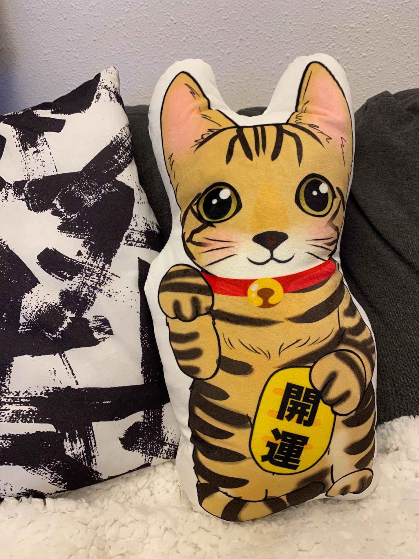 客製招財貓-把貓主子繪成招財貓Die cut cushion寵物插畫抱枕 - HKGIFTFORU